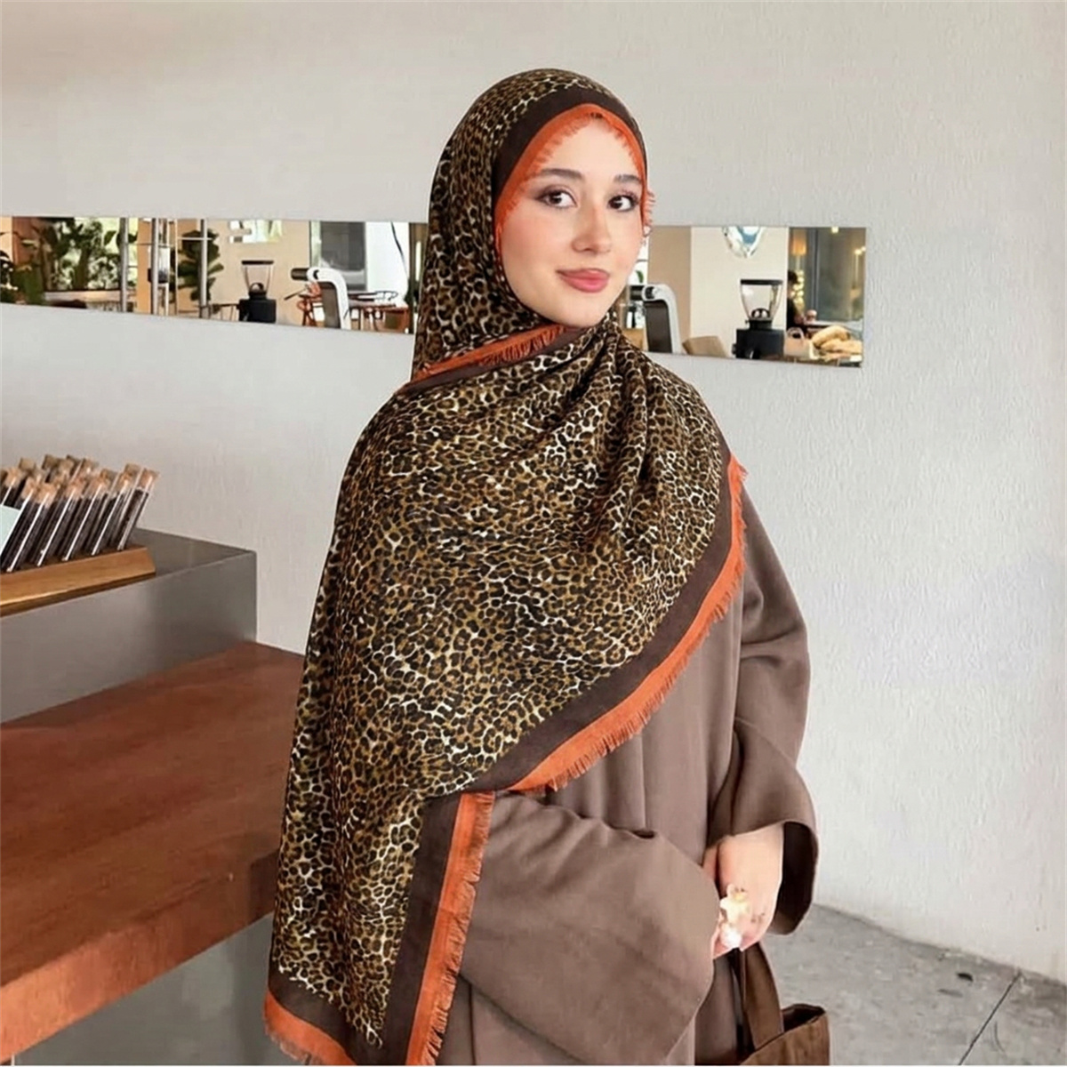 Street Fashion Hijab - Винтажный хиджаб-шарф с леопардовым принтом, мягкий